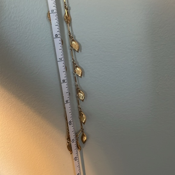 Vintage leaf necklace - Picture 4 of 6